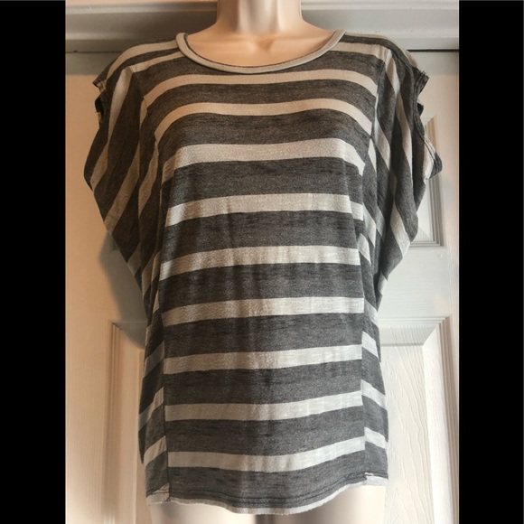 Pretty Good Women’s Gray Striped Top - Picture 1 of 3